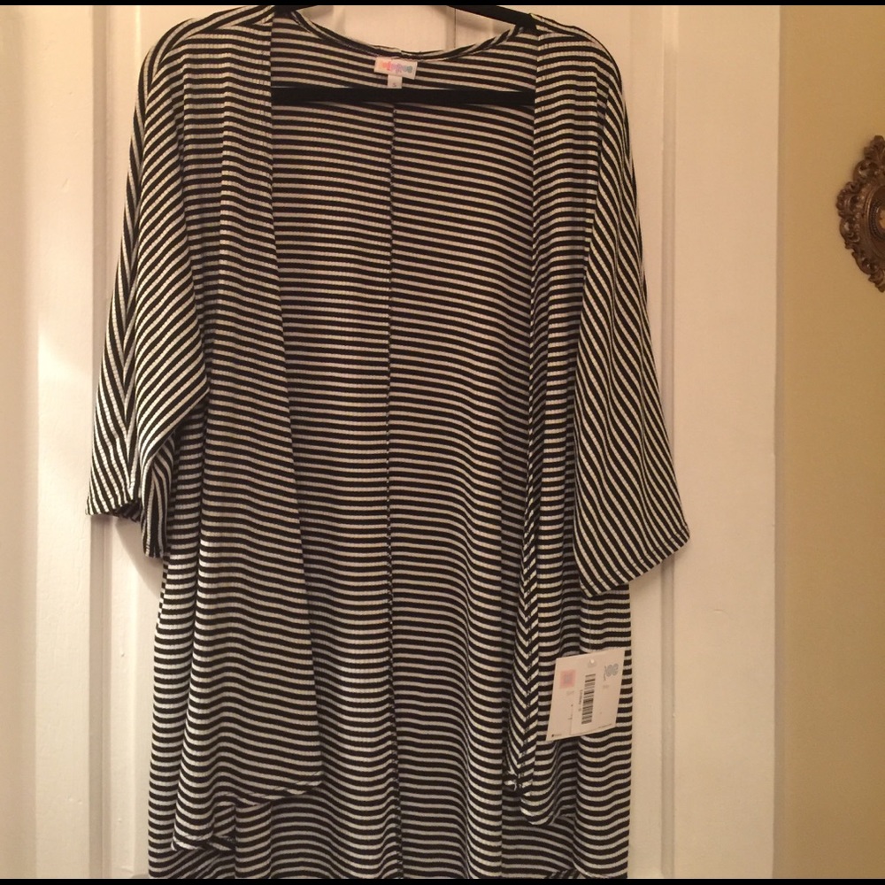 LuLaRoe Small Lindsay