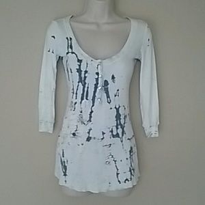 Gypsy 05 tie-dyed embroidered 3/4 sleeve Henley s