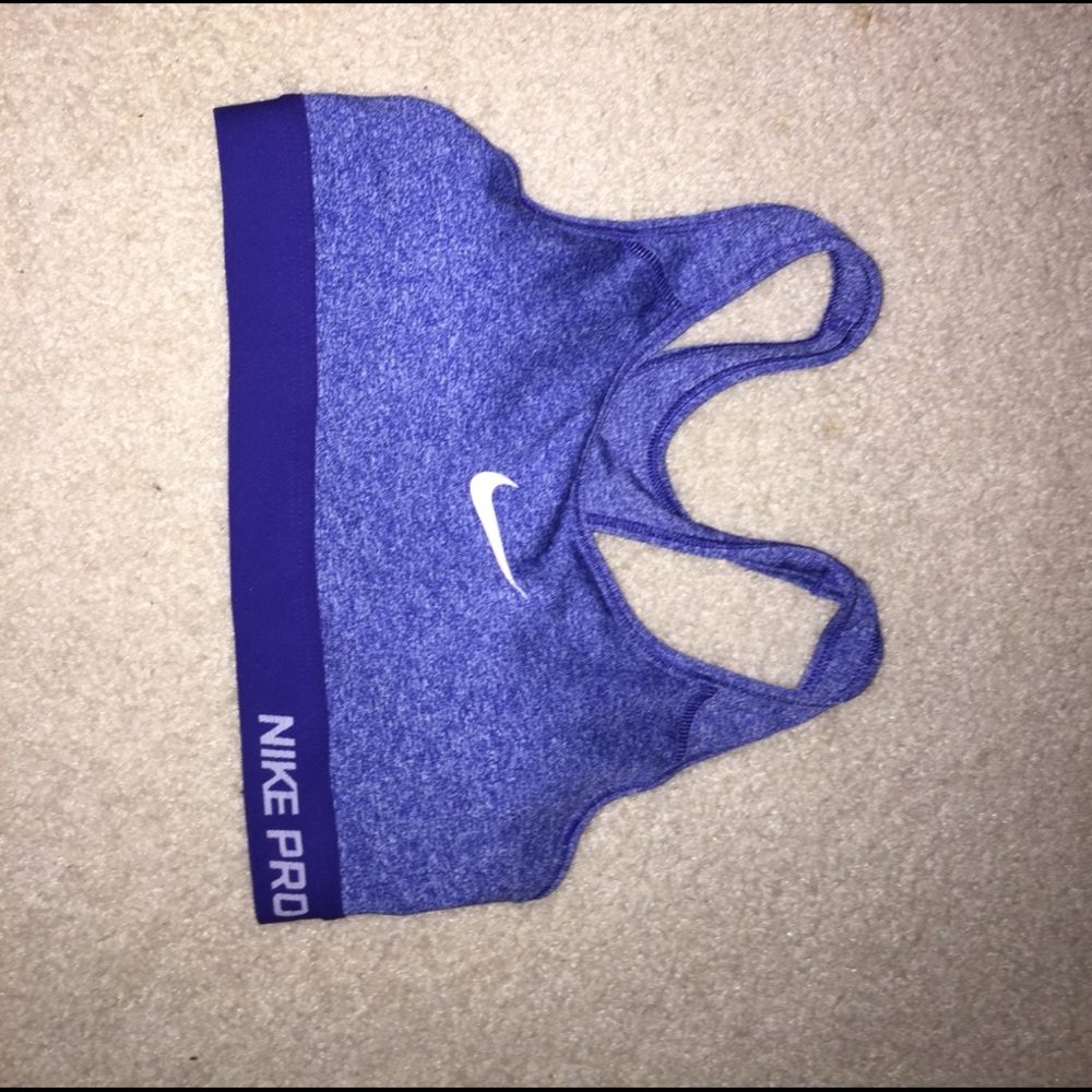 Nike sports bra