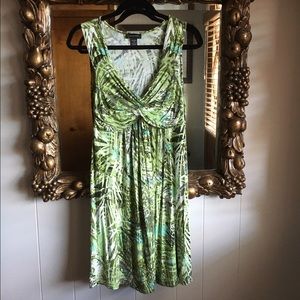 Soft Green Slimming Dress
