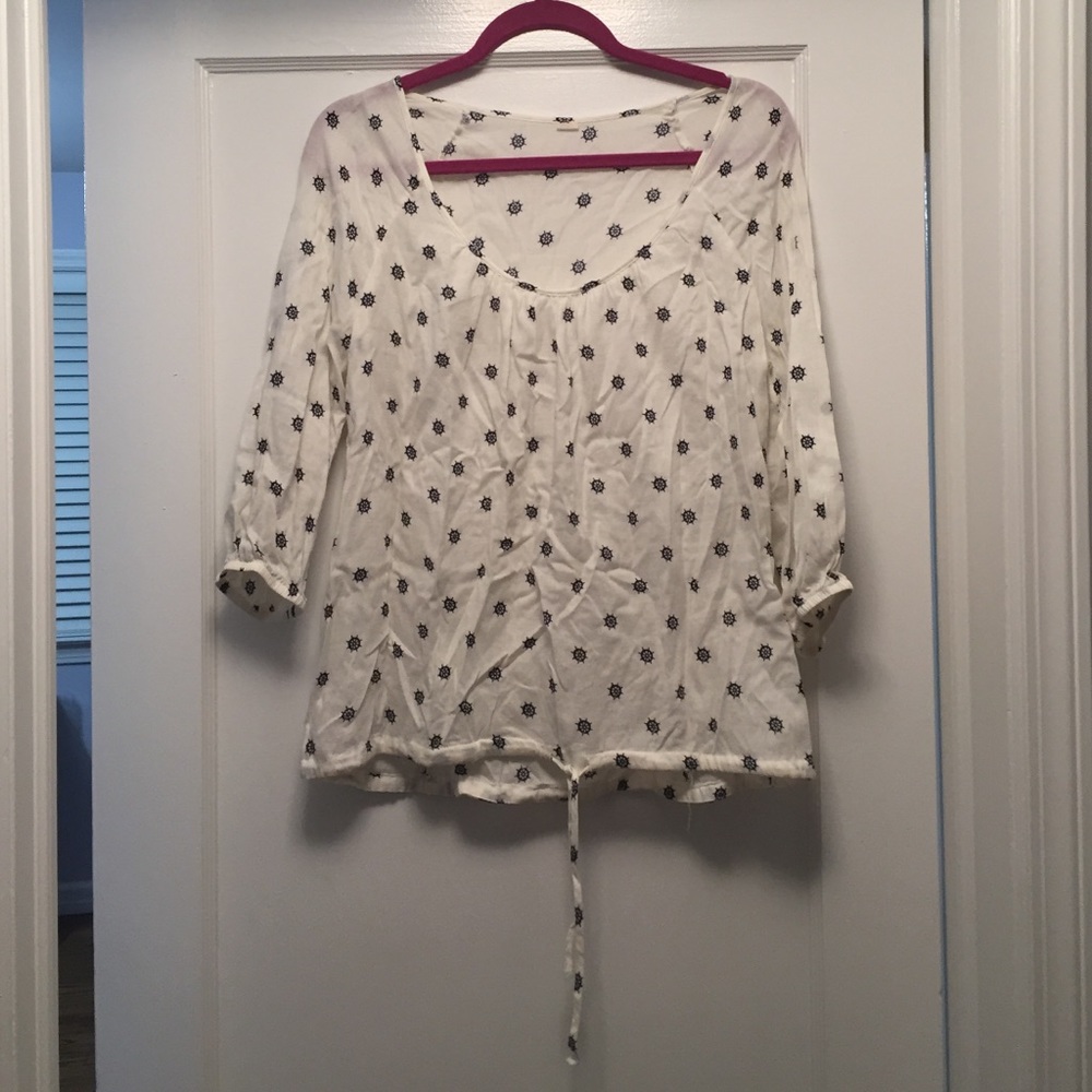 Flowy summer top