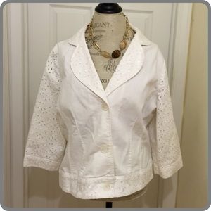 🔴CLEARANCE🔴 Chico's White Jacket