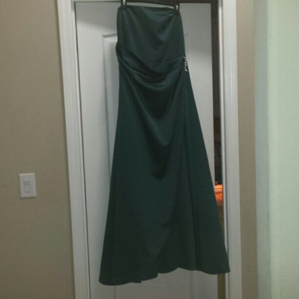 Emerald Green Prom Dress