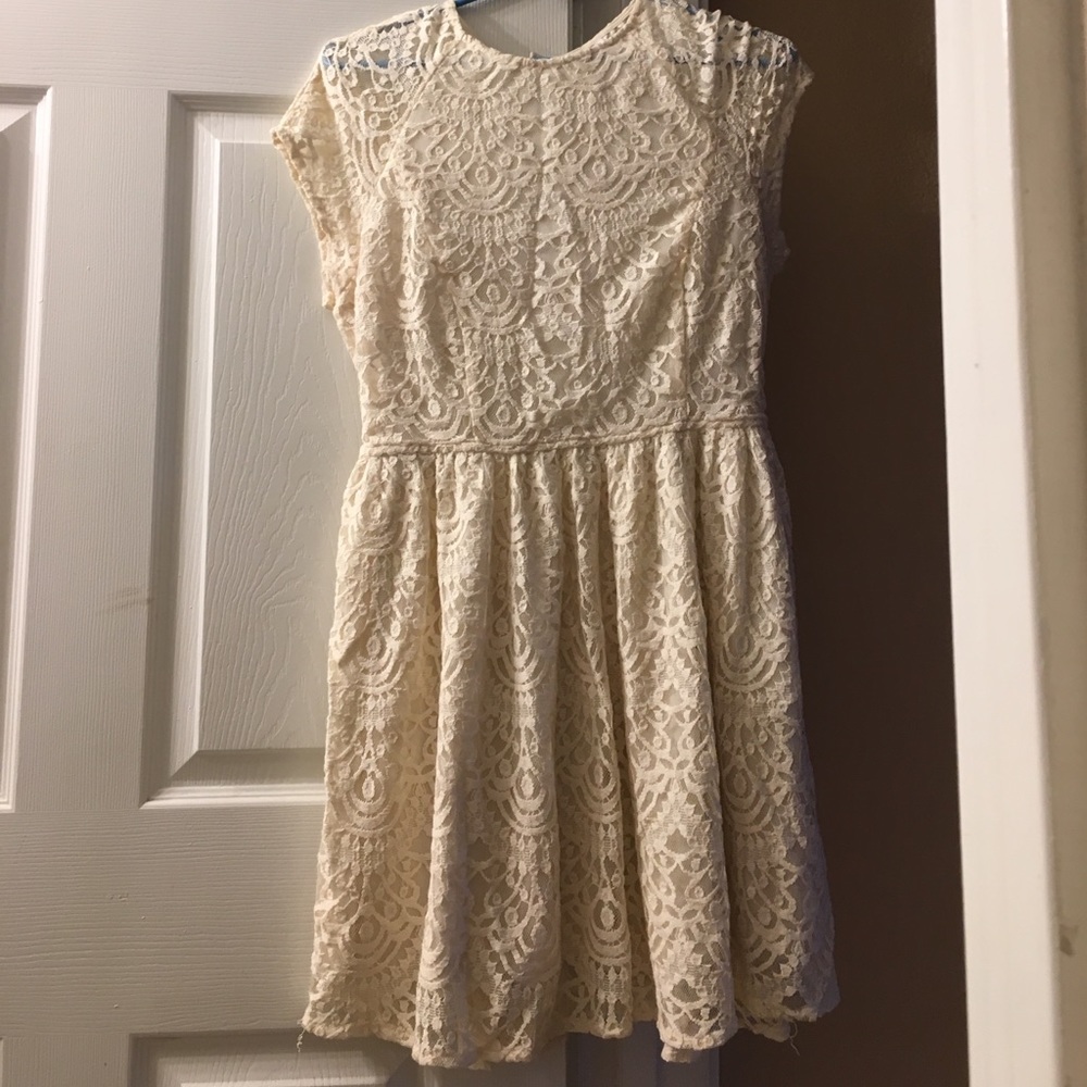 Lace dress