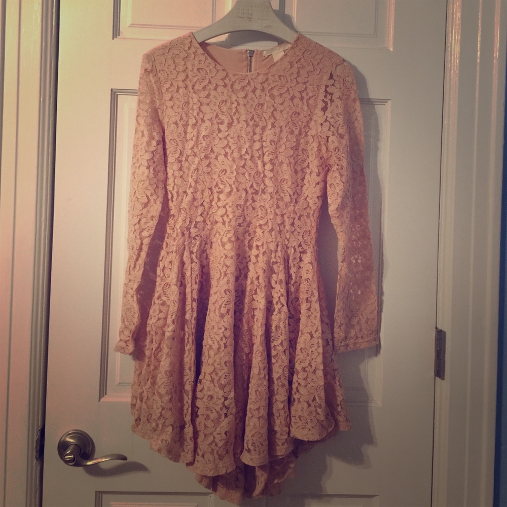 Nwot Long Sleeved Lace Dress.