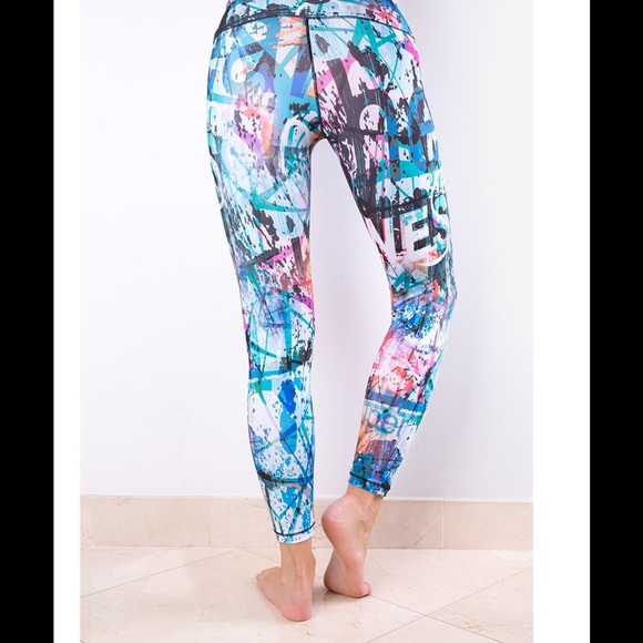 Blue Street Leggings - Picture 2 of 5