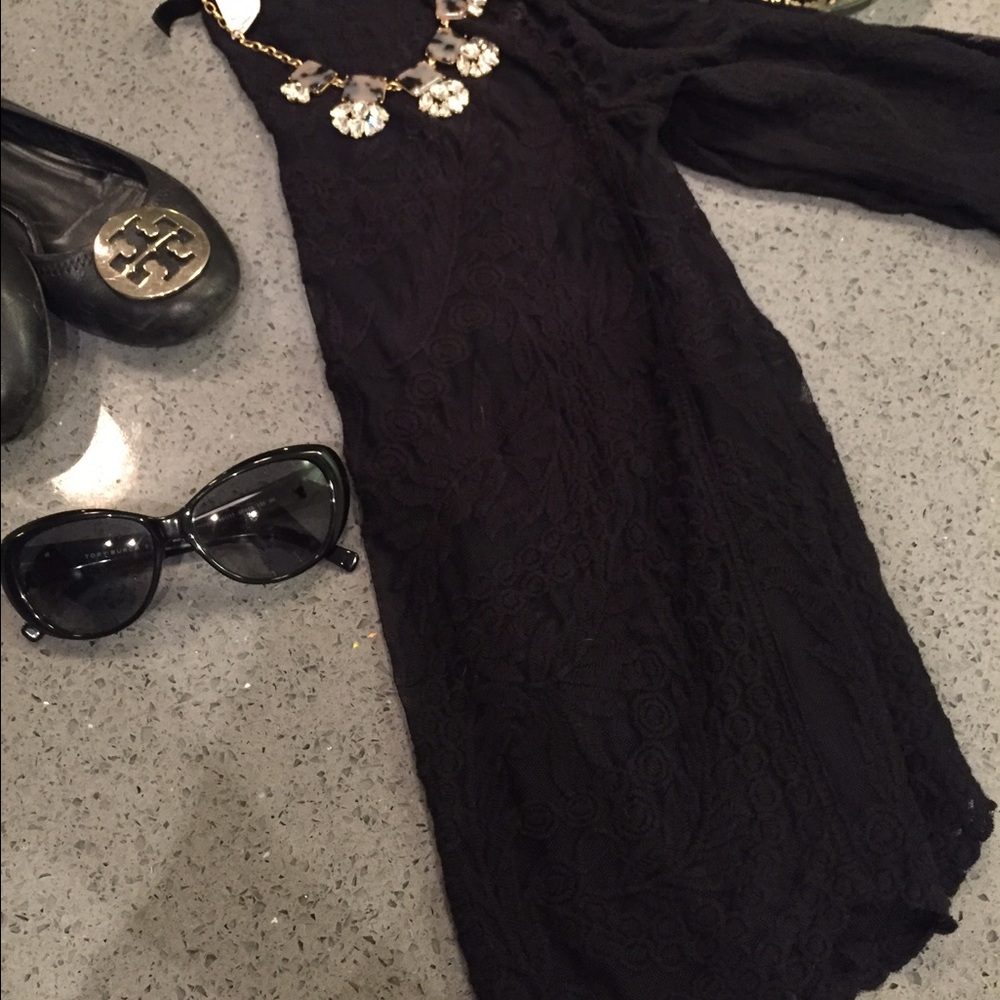 🔥Lowest list price🔥 Black lace H&M top