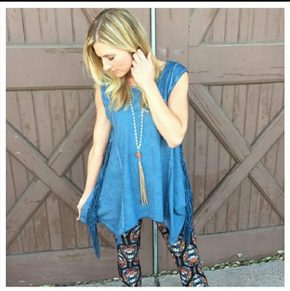 CLEAR OUT SALE Side Fringe Tank - Picture 2 of 4