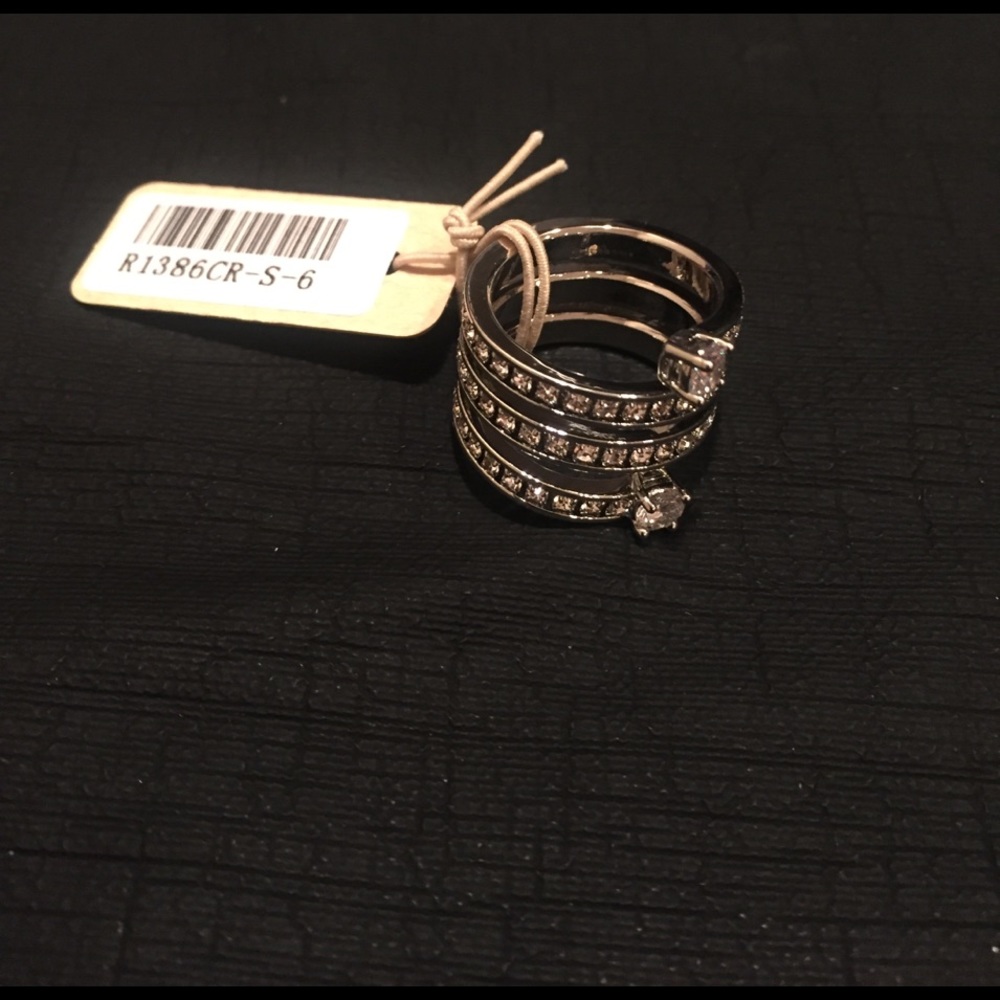 💎Pave crystal ring💎 - Picture 2 of 3