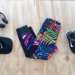 Multi colored Capri mesh workout leggings