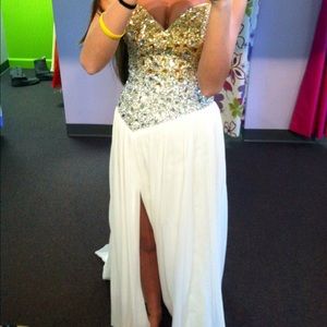 Prom dress