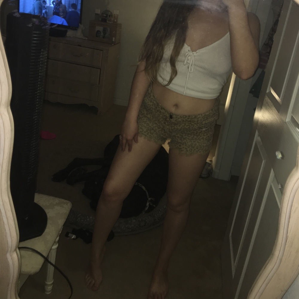 High wasted shorts