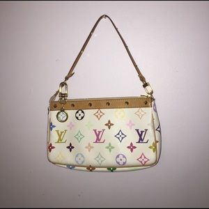 louis vuitton monogramed handbag