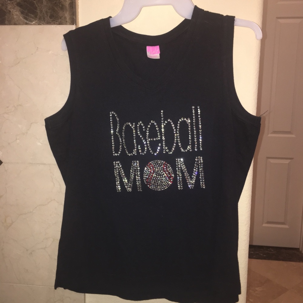 "Baseball Mom" bling v neck