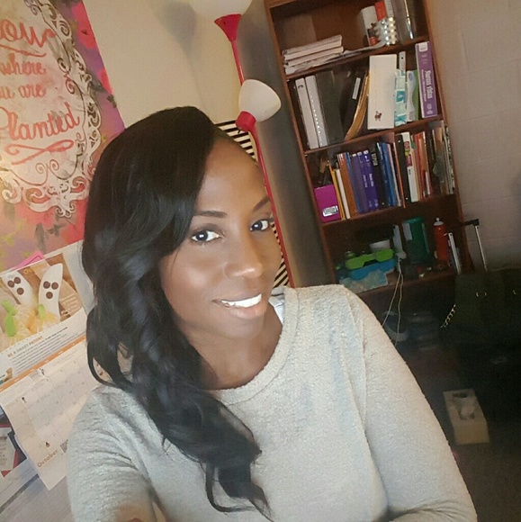 Meet your Posher, Aichell - Picture 1 of 1