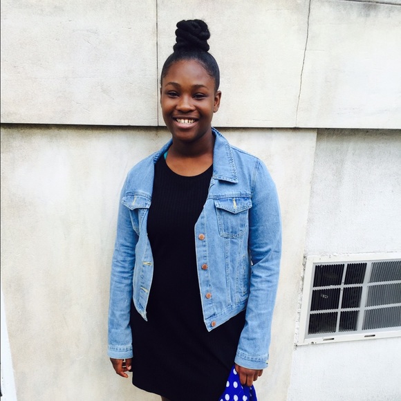 Meet your Posher, Felicia - Picture 1 of 1