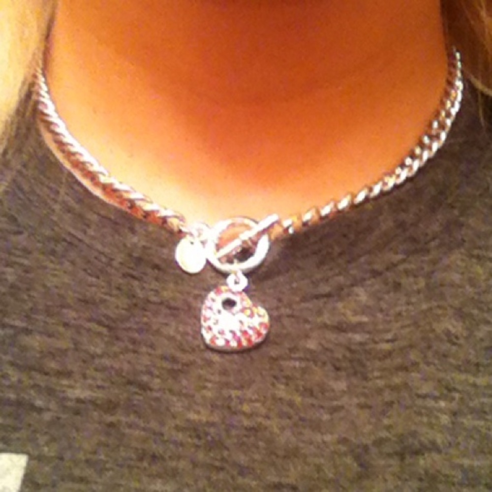 Silver& pink heart  toggle necklace