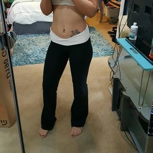 Victoria secret yoga pants size Medium