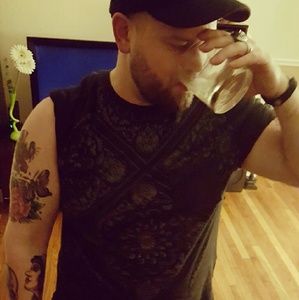 Meet your Posher, Joshua