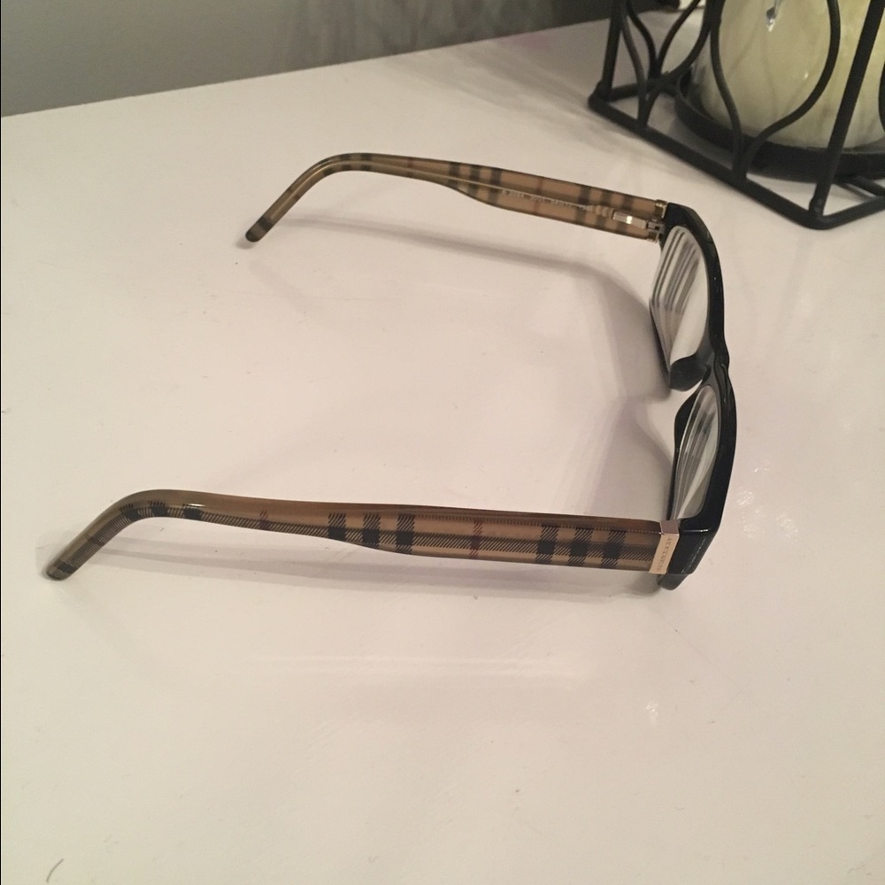 Burberry Eyeglasses ▪️ Price just reduced!