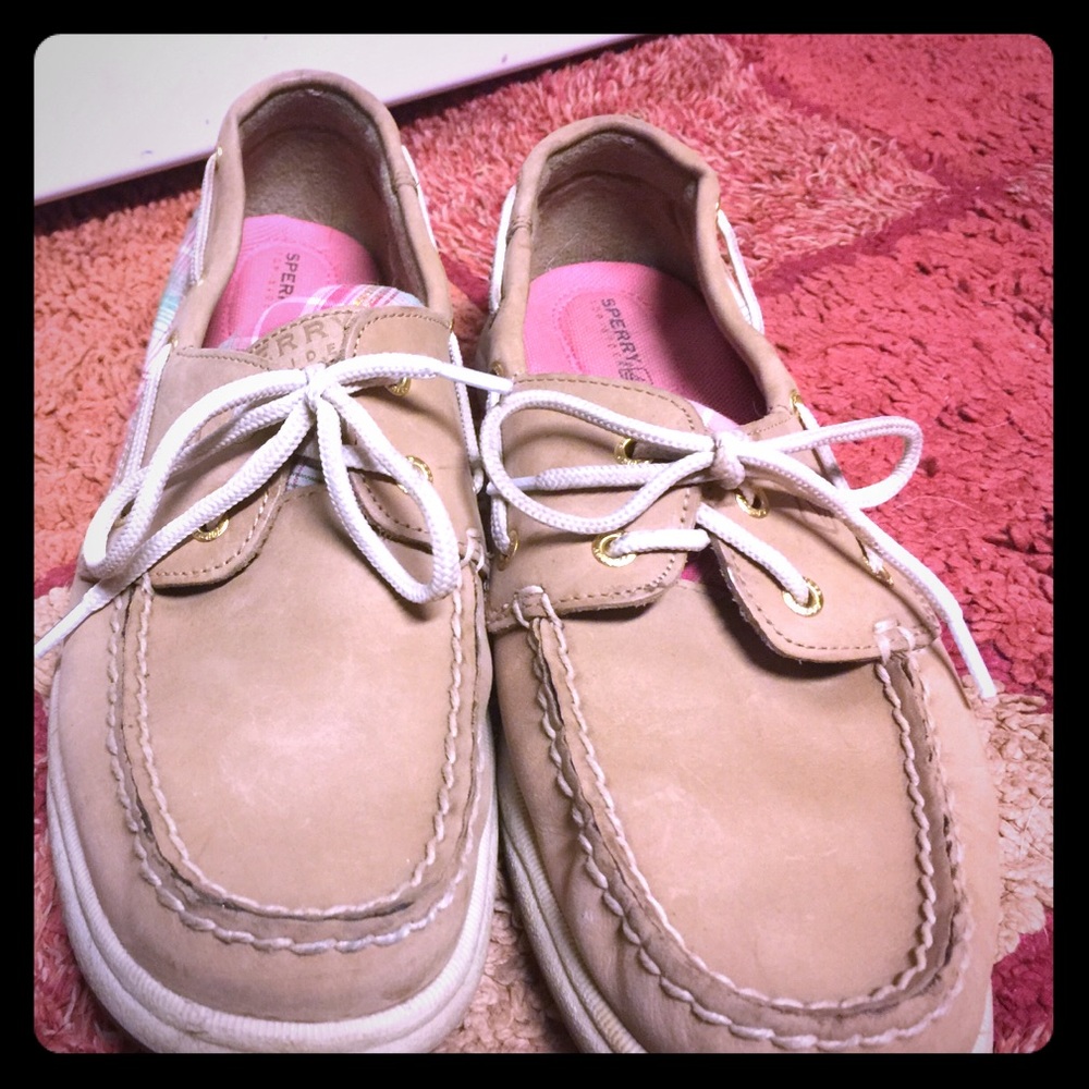 Lightly worn sperry top-sider