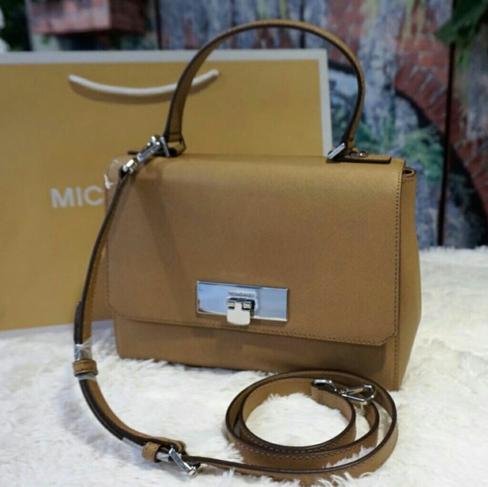 Michael Kors crossbody purse