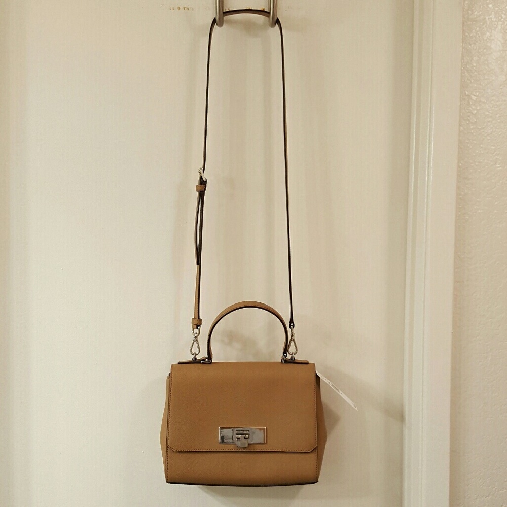 Michael Kors crossbody purse - Picture 5 of 7