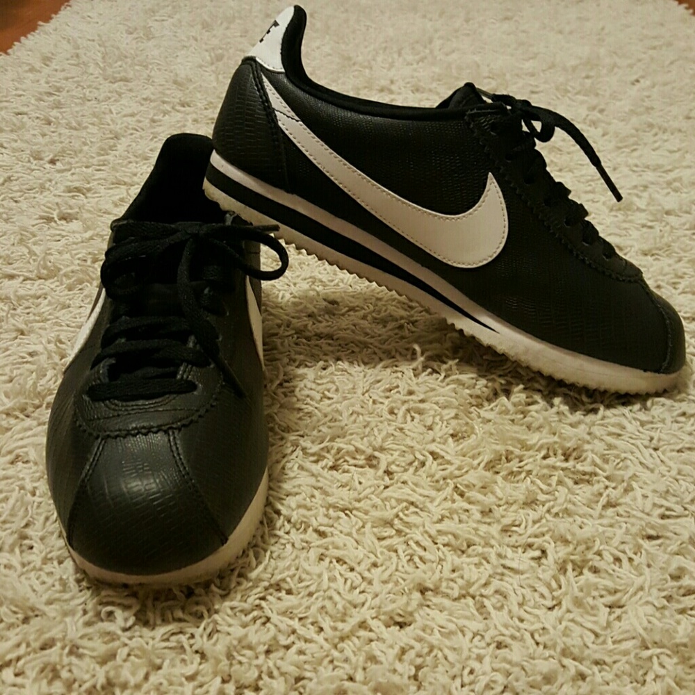shoe - Picture 2 of 4
