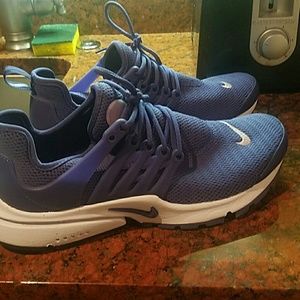Nike presto sneakers worn twice