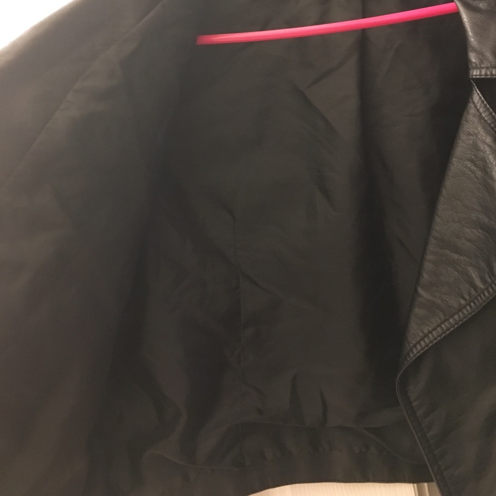 Jacket - Picture 4 of 4