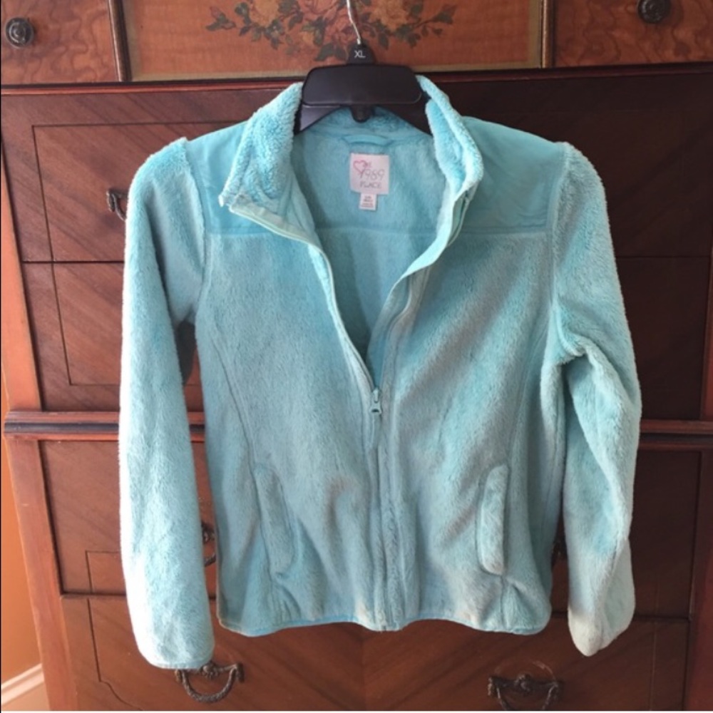 Children's place fuzzy zipped light jacket