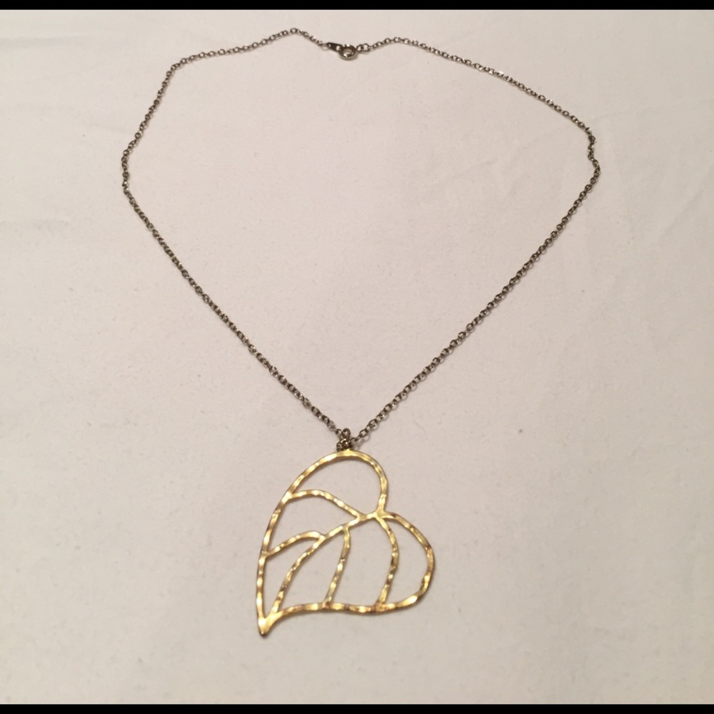Gold Heart Leaf Necklace