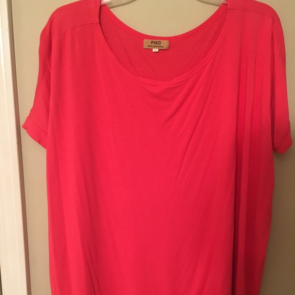 Women's size large pulp