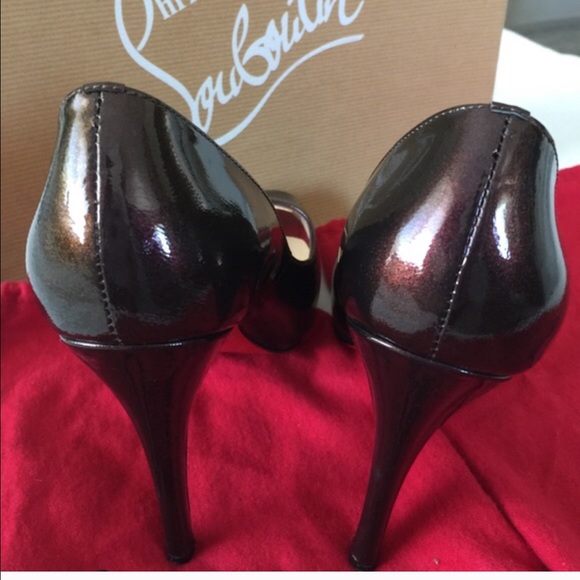 Red Heels - Picture 2 of 4