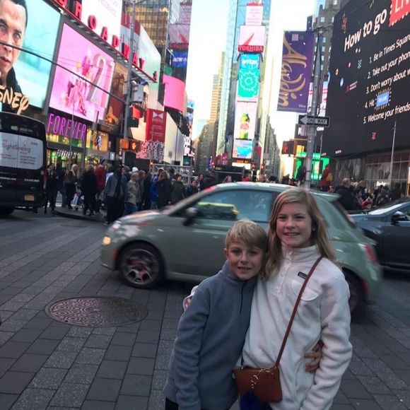 Meet your Posher, Tracy - Picture 1 of 1