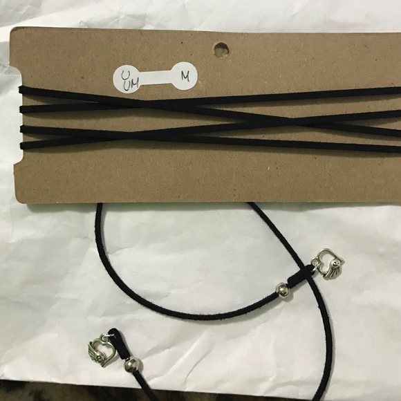 Choker - Picture 2 of 2