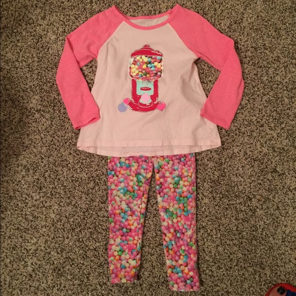 Other - Girls pink bubblegum outfit