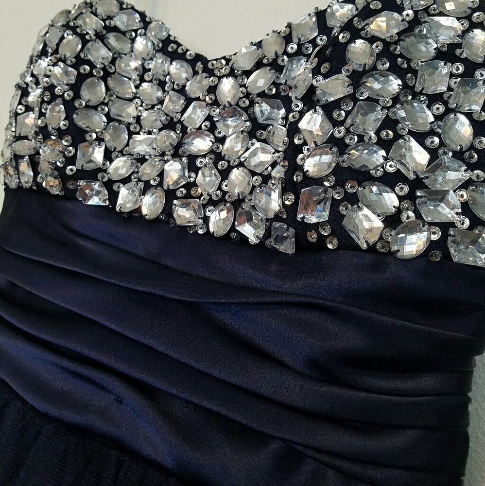 Josh&Jazz Prom Dress - Picture 3 of 6