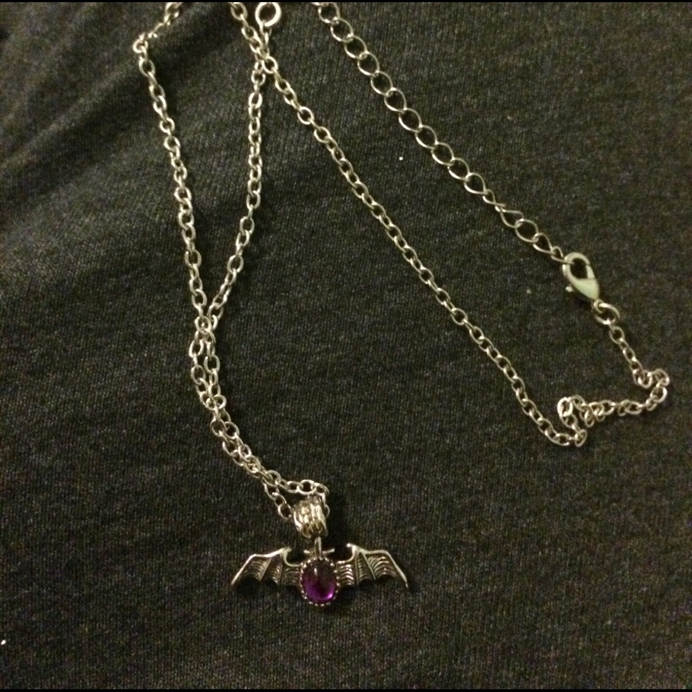 Neckless