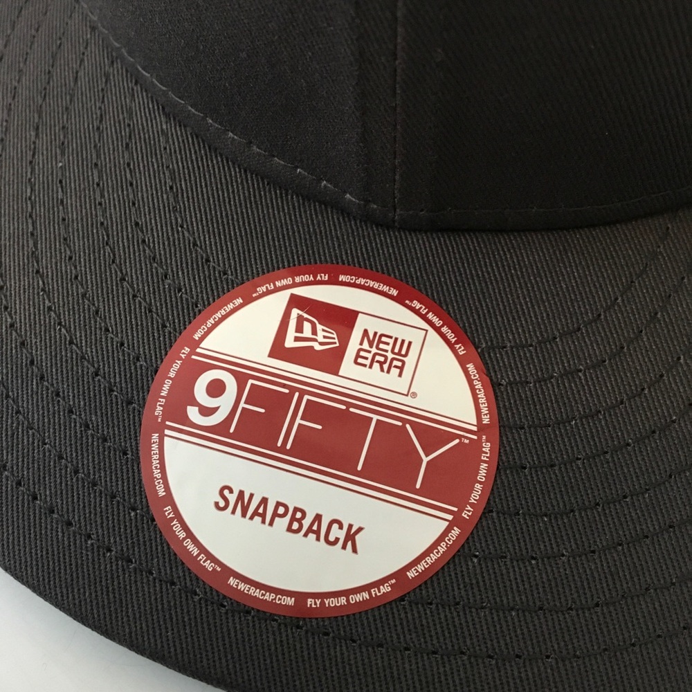 NEW NewEra Charcoal Blank 9Fifty SnapBack Hat - Picture 4 of 7