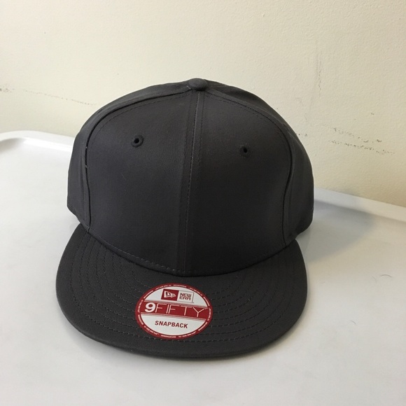 NEW NewEra Charcoal Blank 9Fifty SnapBack Hat - Picture 2 of 7