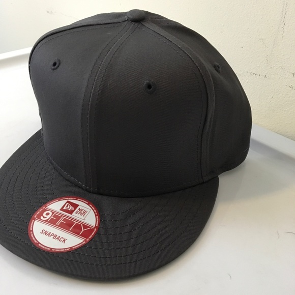 NEW NewEra Charcoal Blank 9Fifty SnapBack Hat - Picture 3 of 7