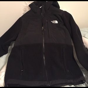Women's size medium black north face jacket
