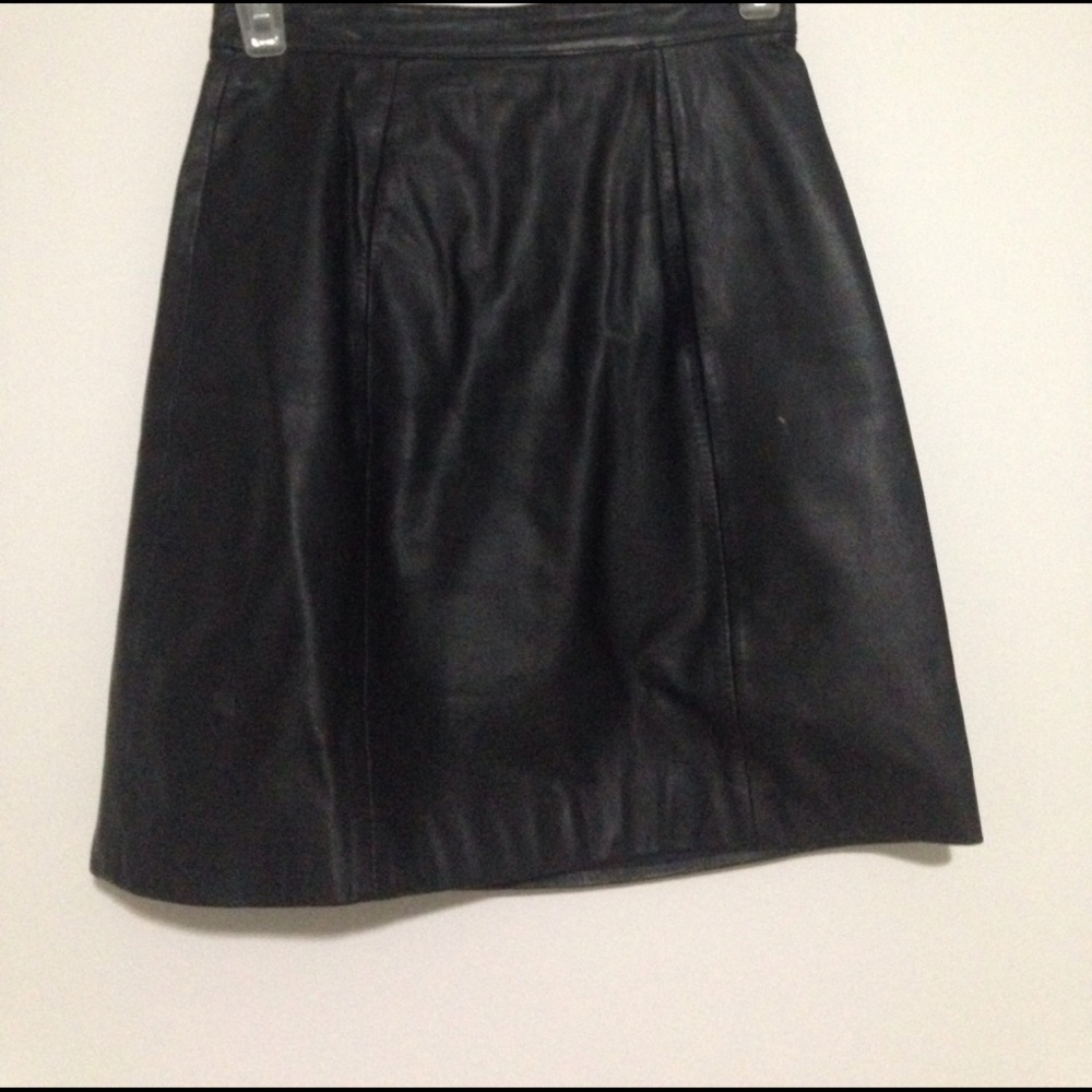 Authentic leather skirt