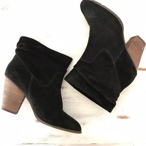 Chinese Laundry Under Cover Slouch Bootie
