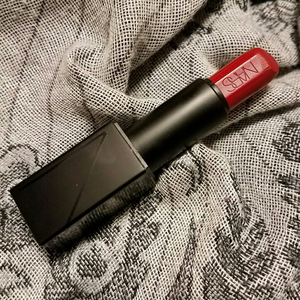 Nars Audacious Olivia
