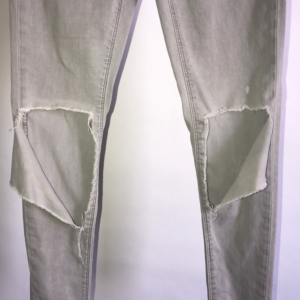 TOPSHOP RIPPED UP SKINNY JEANS