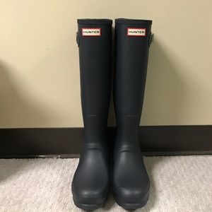 Tall navy hunter boots