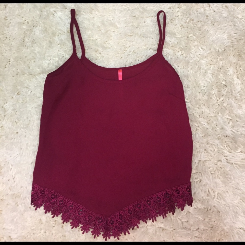 Maroon tank with lace detail