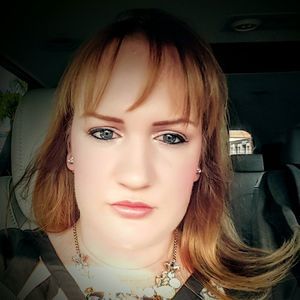 Meet your Posher, Suzanne